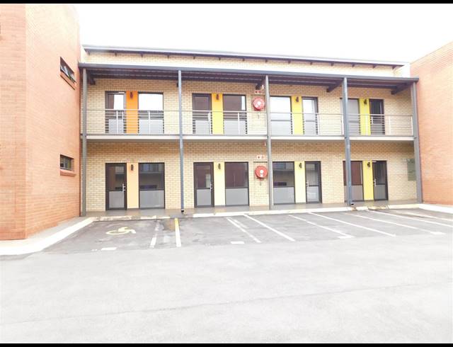 122M² OFFICE TO LET IN RANDPARK RIDGE